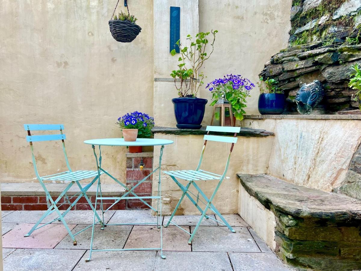 Pass The Keys 64 Church Street Characterful 2-Bed Cottage In The Heart Of Town Kingsbridge  Eksteriør bilde